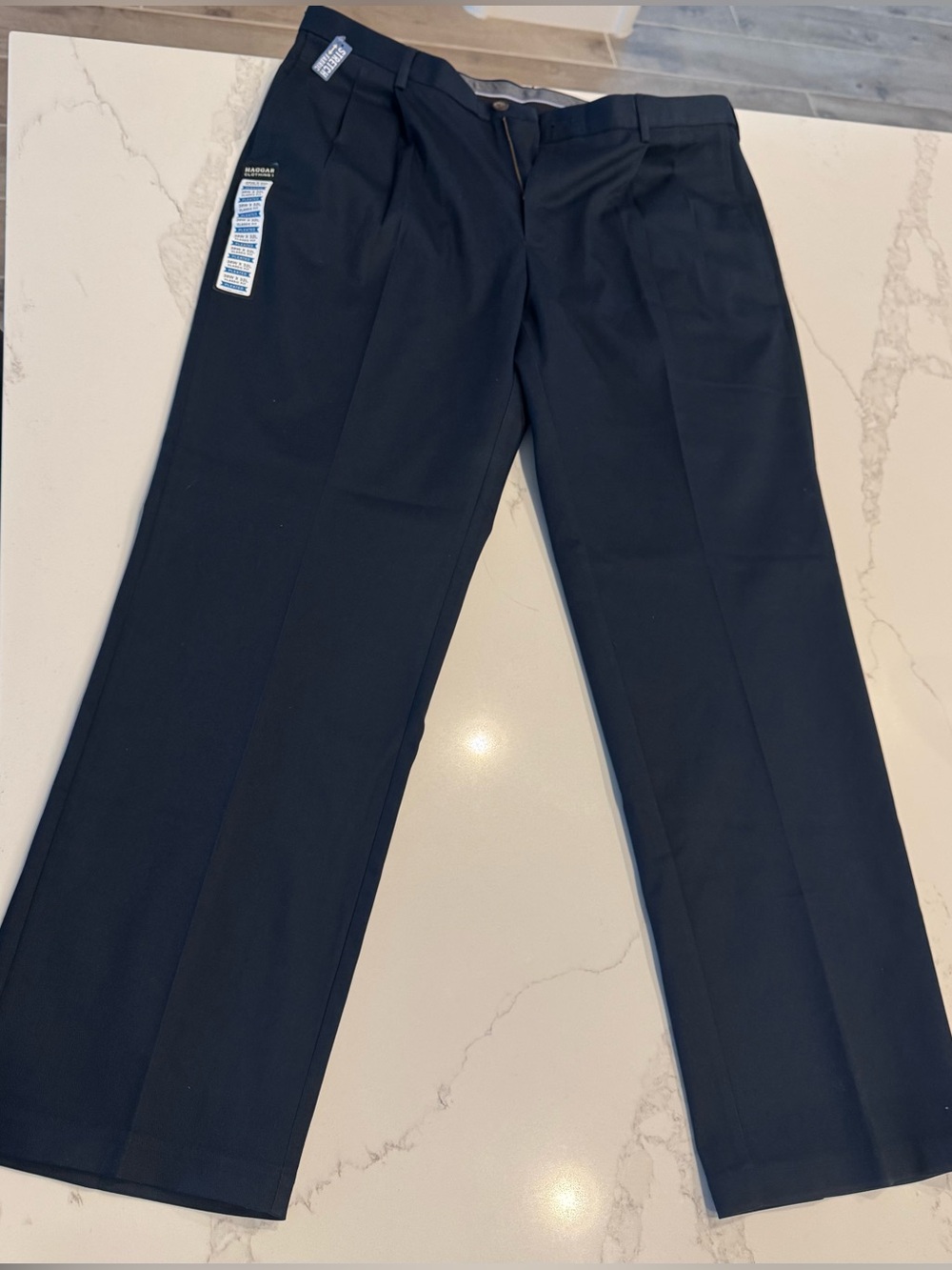 NWT Haggar Premium No Iron Classic Fit Pleated Dress Pants 38x32 Navy Expandable